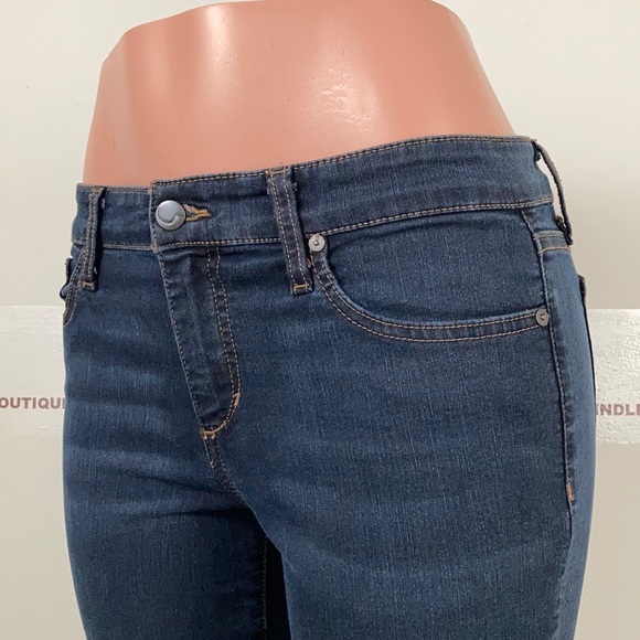 Joe’s Jeans, Skinny Ankle Fit, EUC - Picture 3 of 9